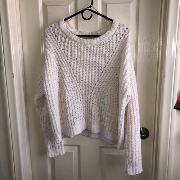 Soft Warm Sweater - Picture 2 of 3